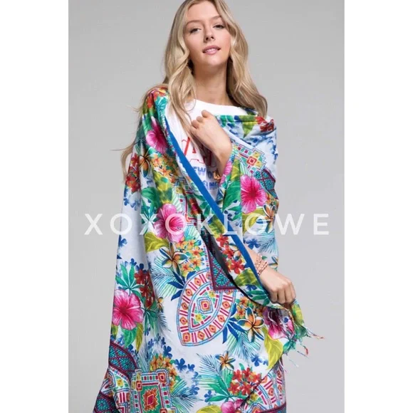Floral Print Luxury Oversized Beach Blanket Towel - Picture 3 of 10
